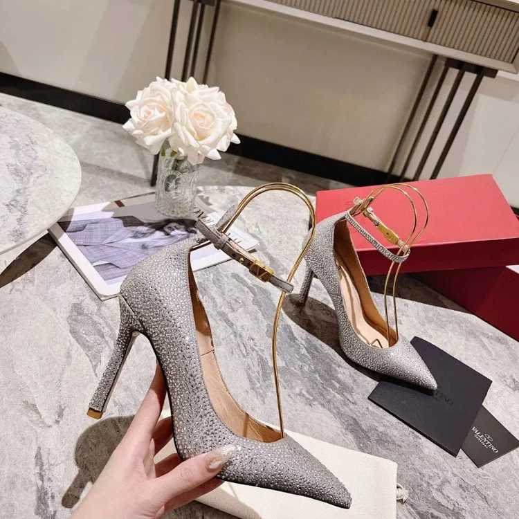 Valentino VALENTINO High Heel