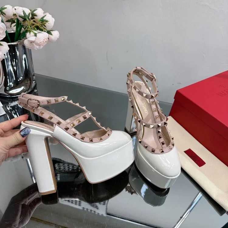 Valentino VALENTINO High-heeled Sandals