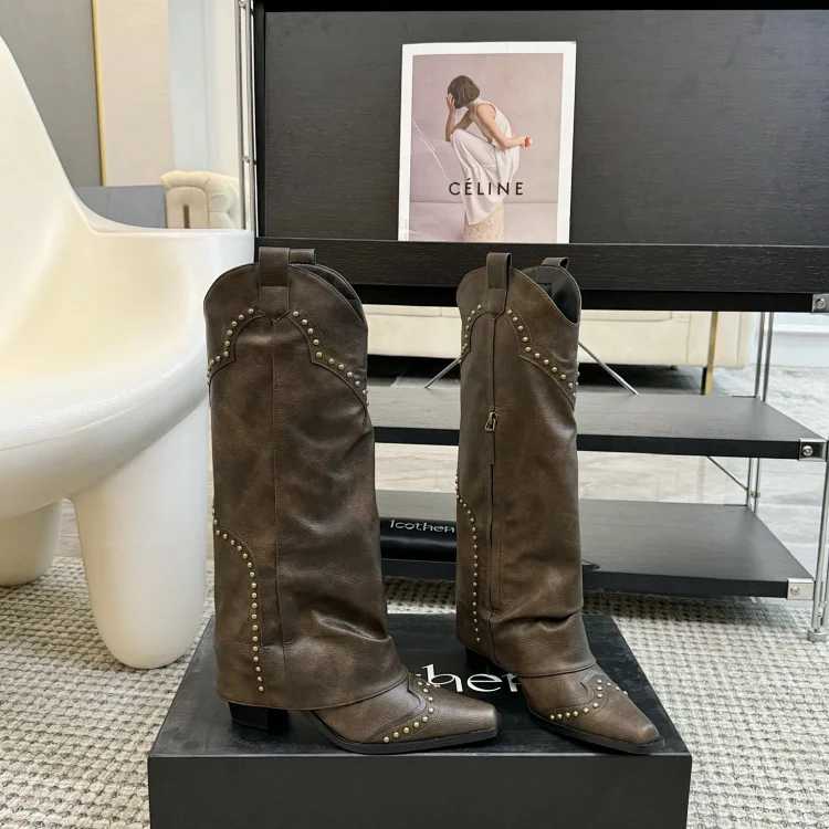 Icothen Studded Women's Boots