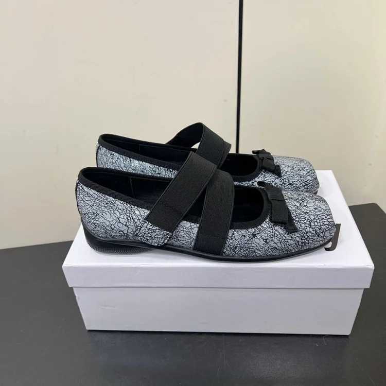OPEN YY Single Shoes