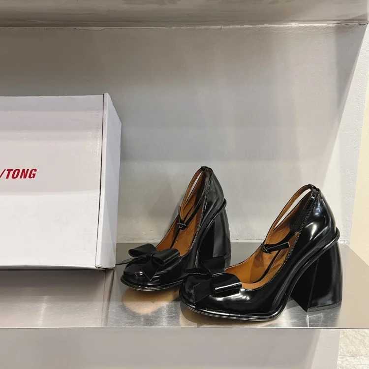 Shushutong High Heel